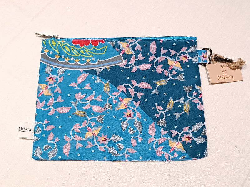 Clip On Pouch Water Resistant - Upcycle Fabric